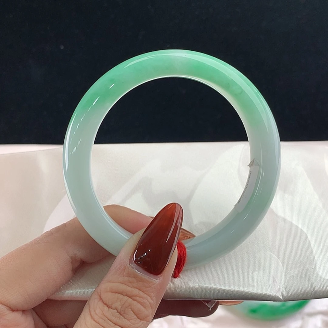 【闪购商品】未镶嵌手镯翡翠正57.7