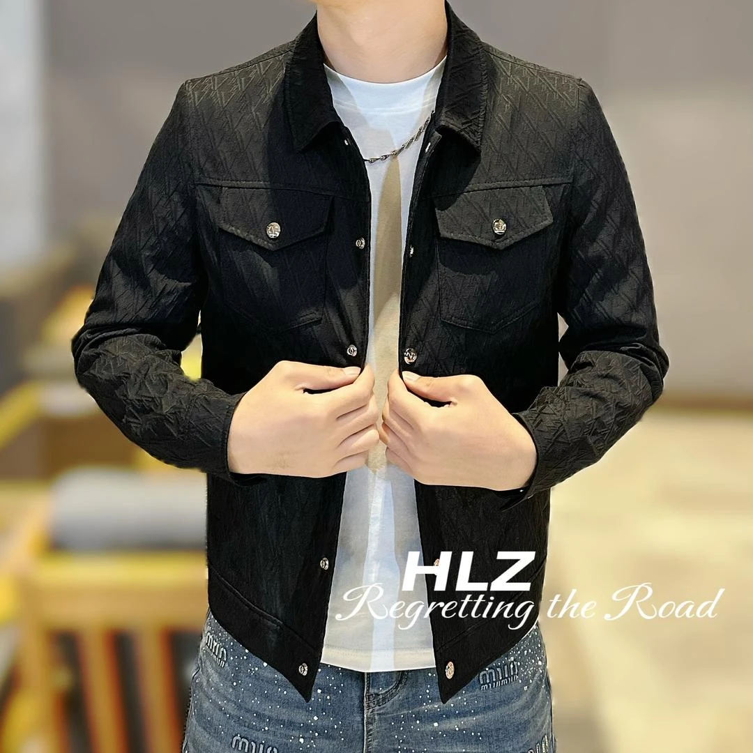 憾路者家2025男士春季新款时尚字母印花休闲百搭翻领夹克秋冬外套