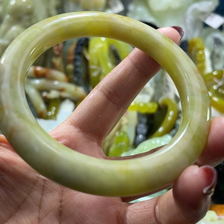 岫玉未镶嵌手镯58.59