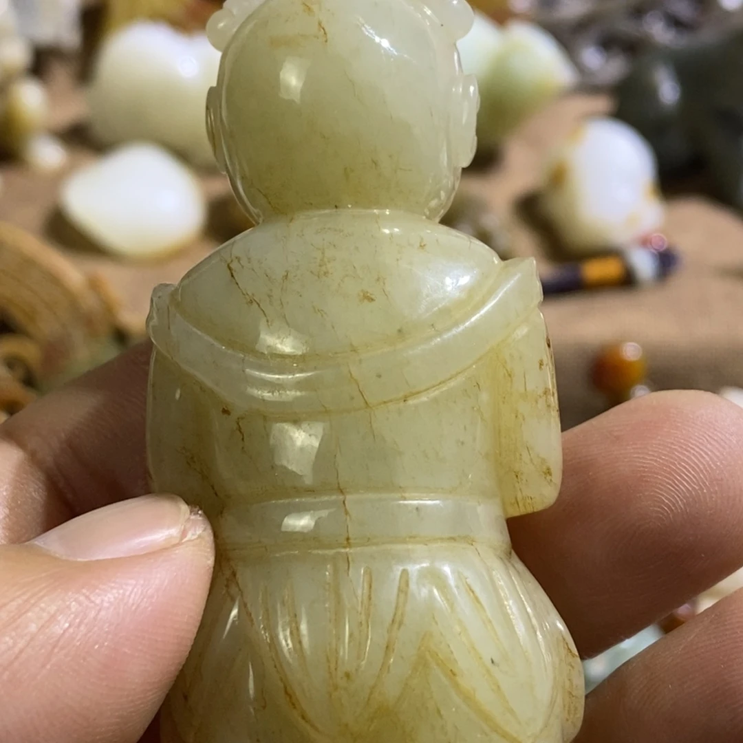 泱***夏和田玉（糖玉）未镶嵌挂件