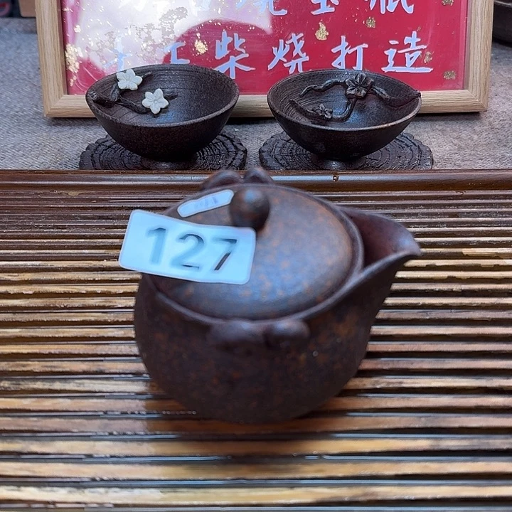 纯手工打造粗陶茶具