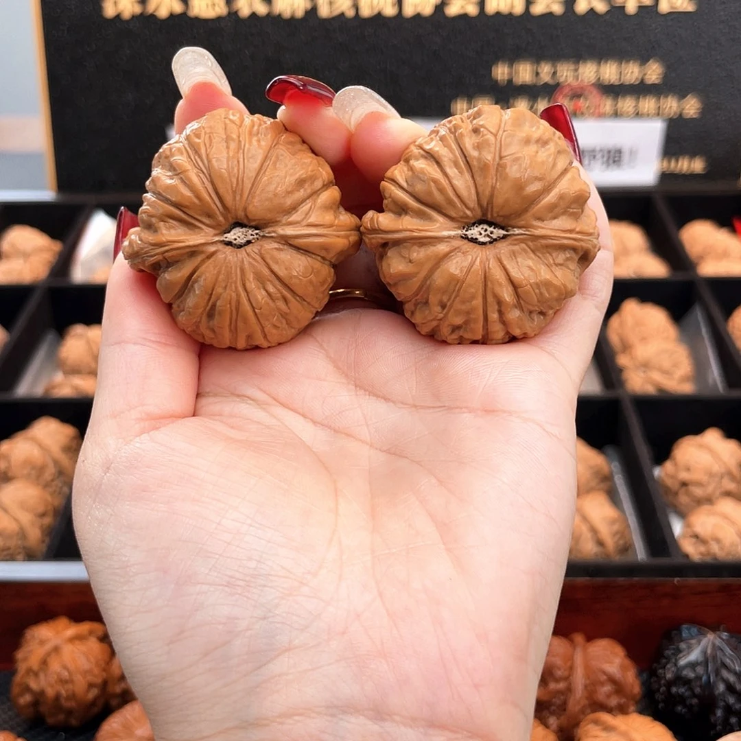 把件文玩核桃用****142南瓜近圆正肩肉纹磨盘瓜42A1