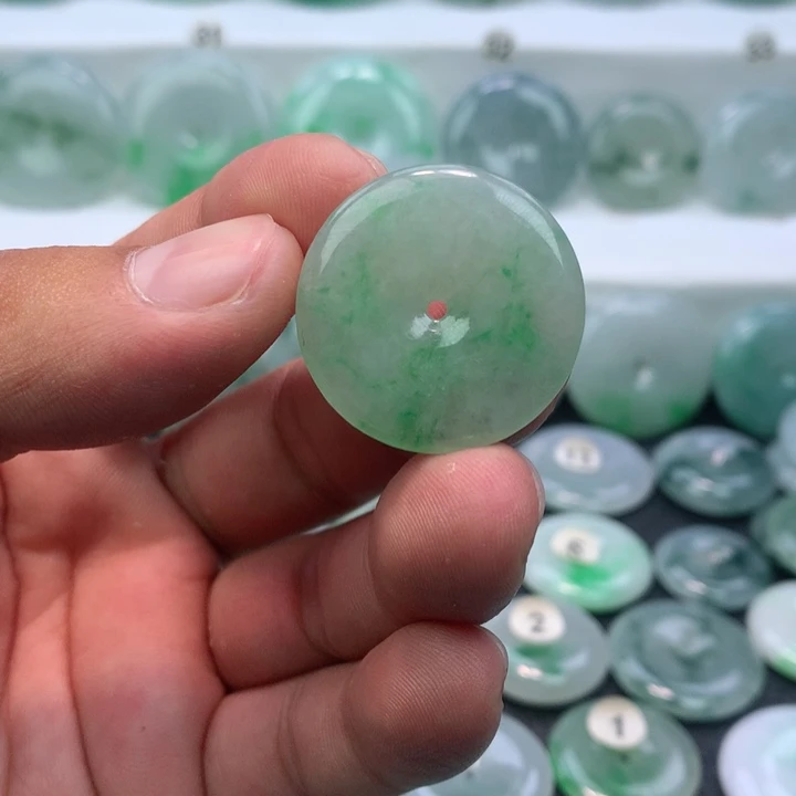 颈饰未镶嵌翡翠缅甸天然A货翡翠27.8-4.6