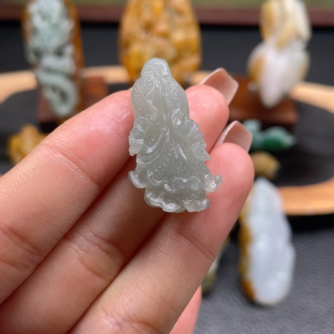 定制翡翠未镶嵌翡翠