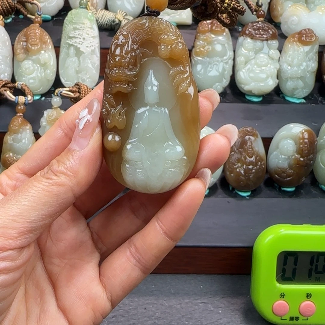 和田玉挂件未镶嵌小*哥