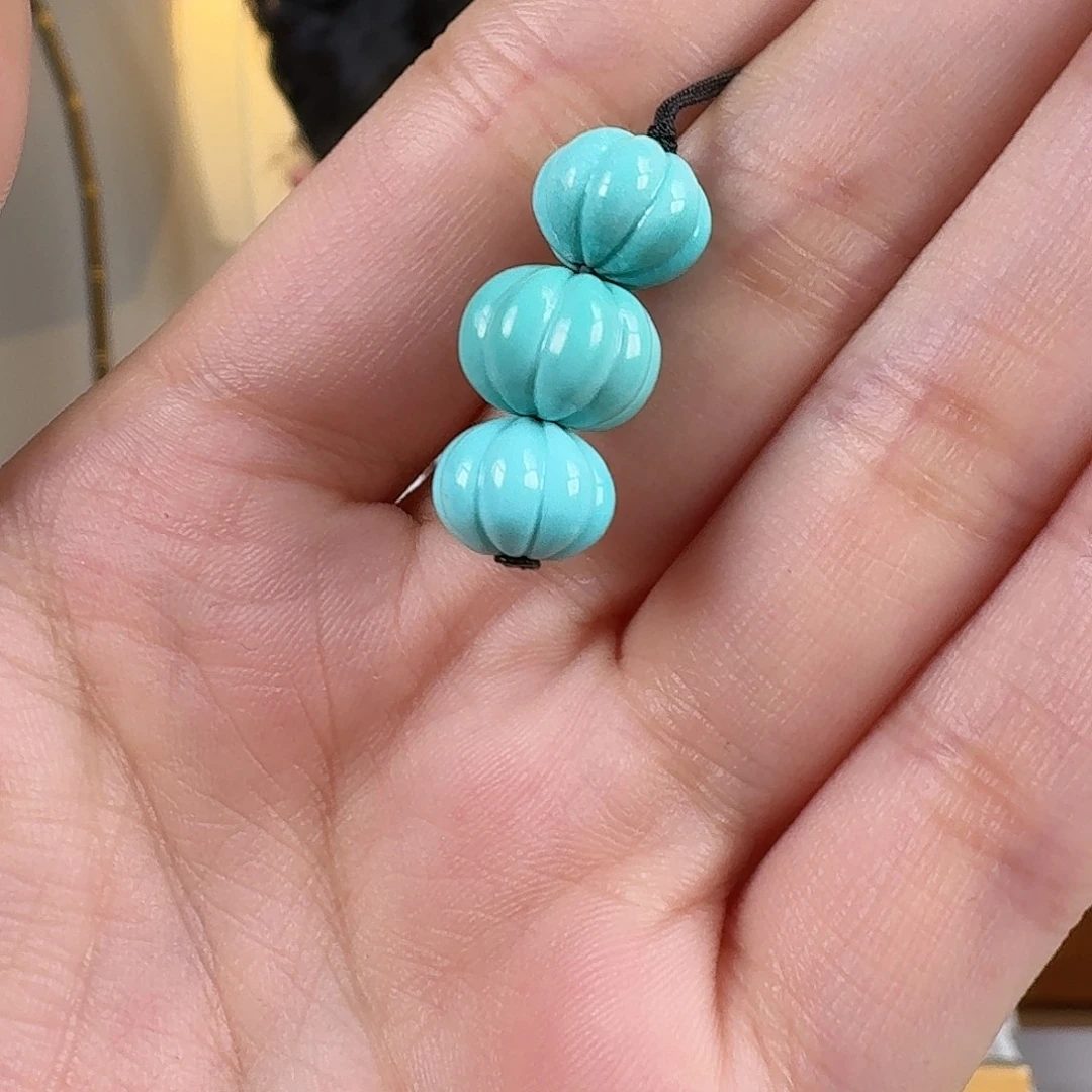 绿松石未镶嵌挂件