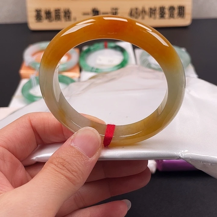 翡翠未镶嵌手镯手镯45