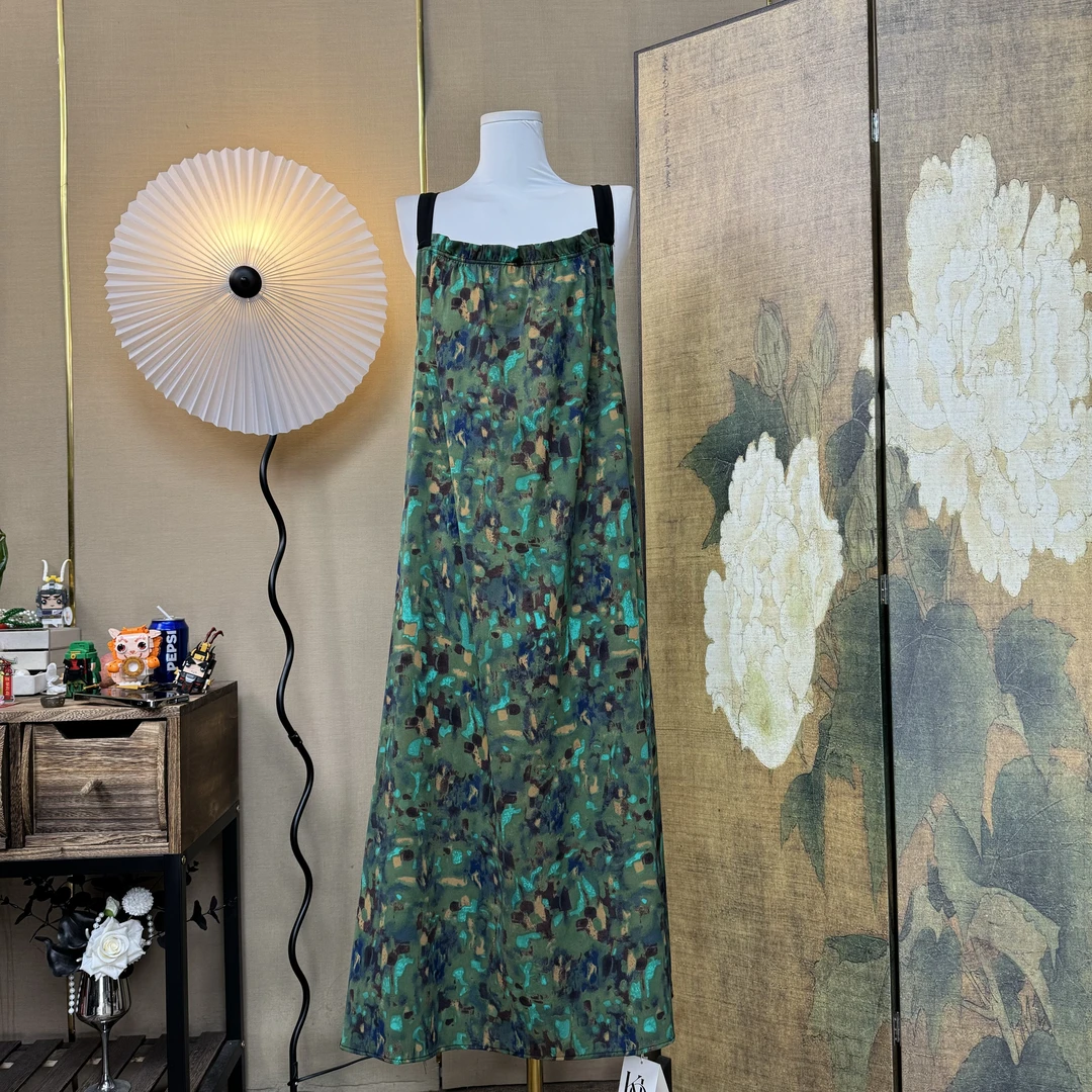 【8607】棕绿绿涂鸦背带裙轻奢显瘦气质连衣裙