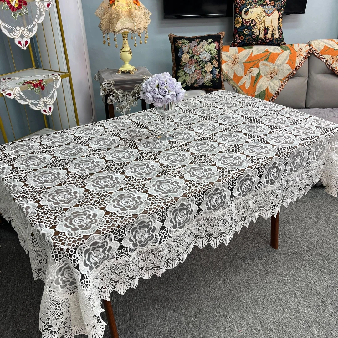 B-06【130*180】白色水绒镂空刺绣玫瑰餐桌布茶几布