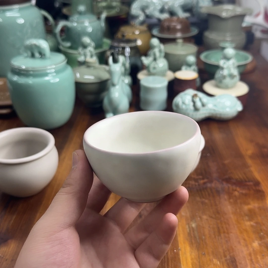 小仲龙泉青瓷微瑕54