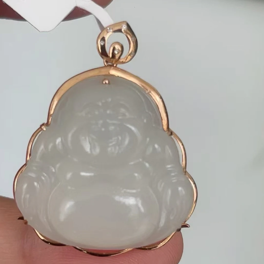 3045 天然和田玉佛公吊坠 多样性发一条 约33*27mm