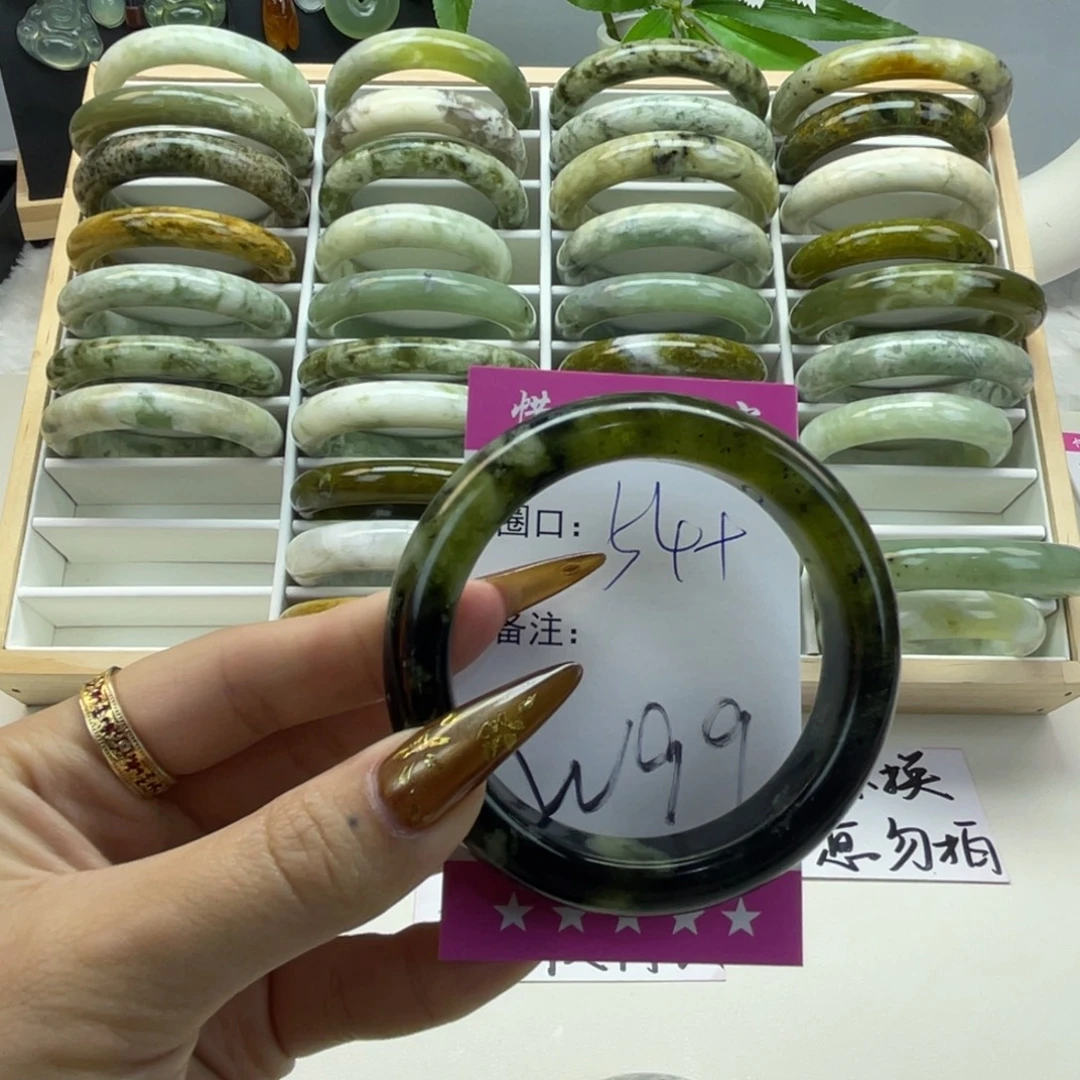****n蛇纹石玉未镶嵌手镯