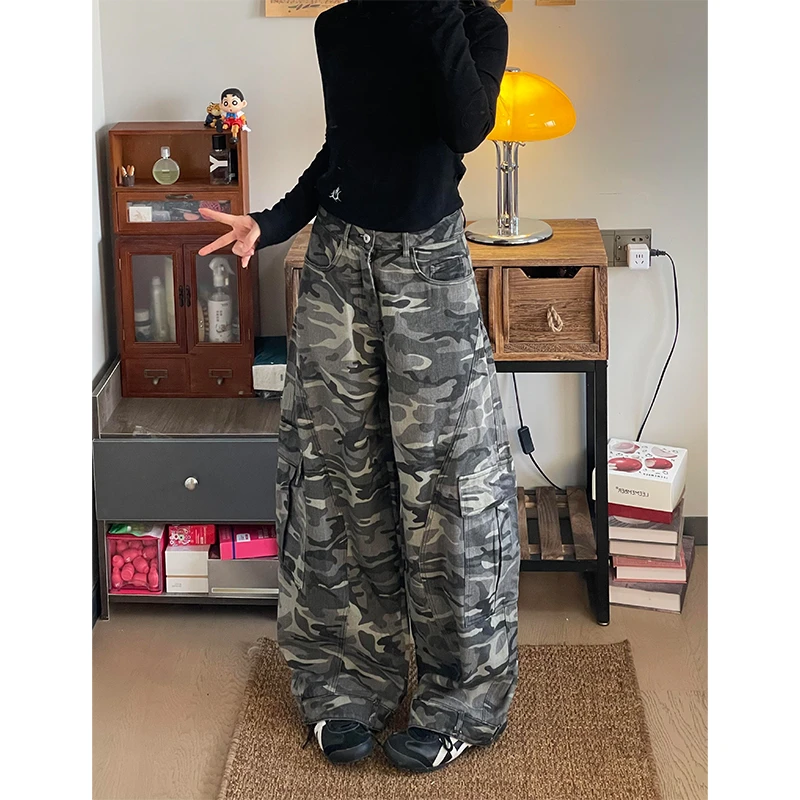 高个子迷彩设计感弯刀牛仔裤女秋季新款宽松复古水洗百搭阔腿长裤