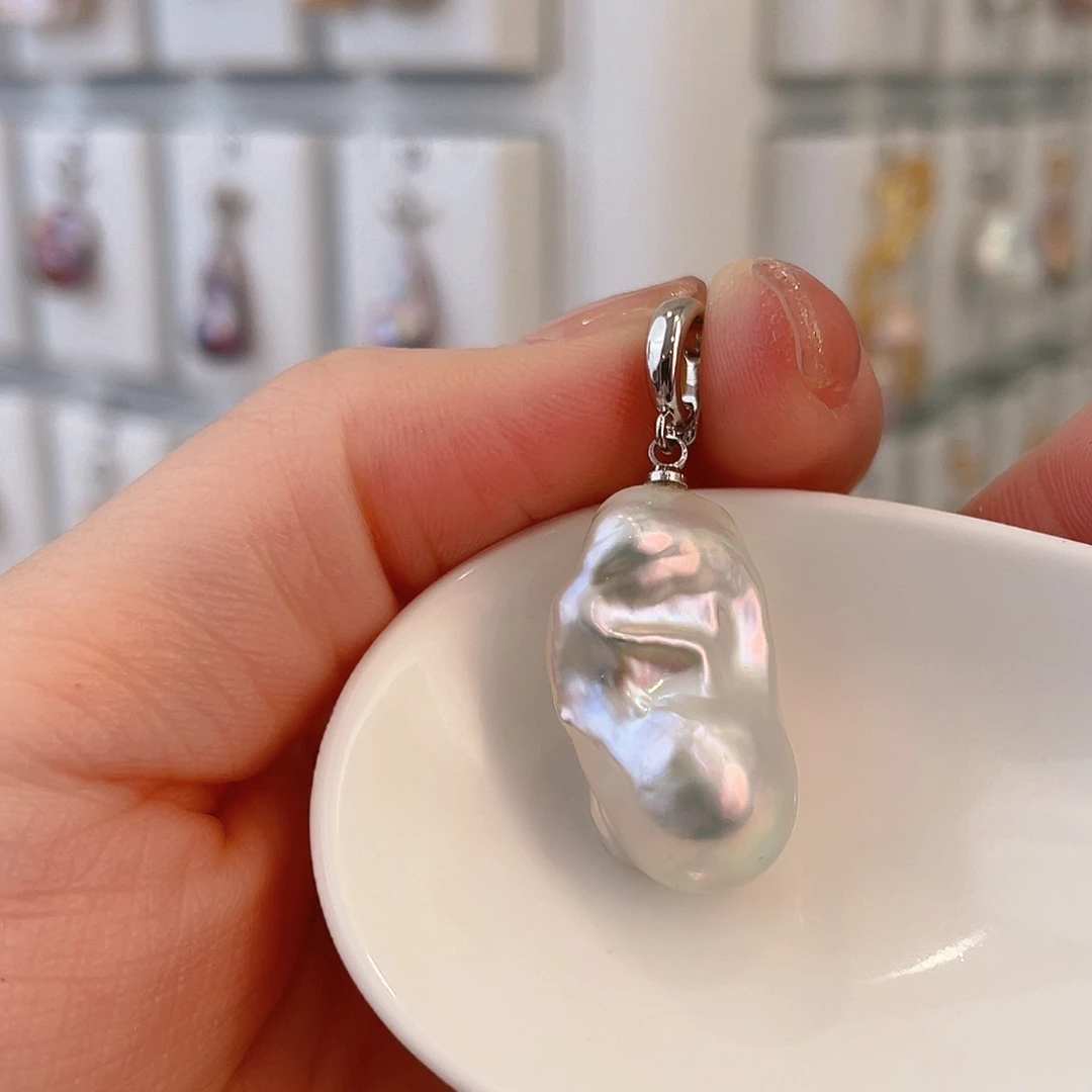 淡水珍珠颈饰银S925镶嵌妙**.