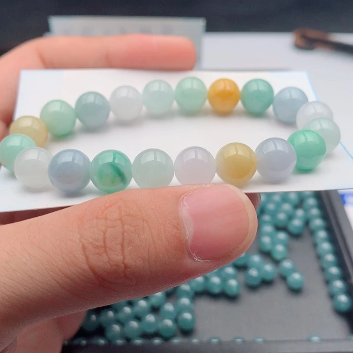 小***葡翡翠未镶嵌手链多样性