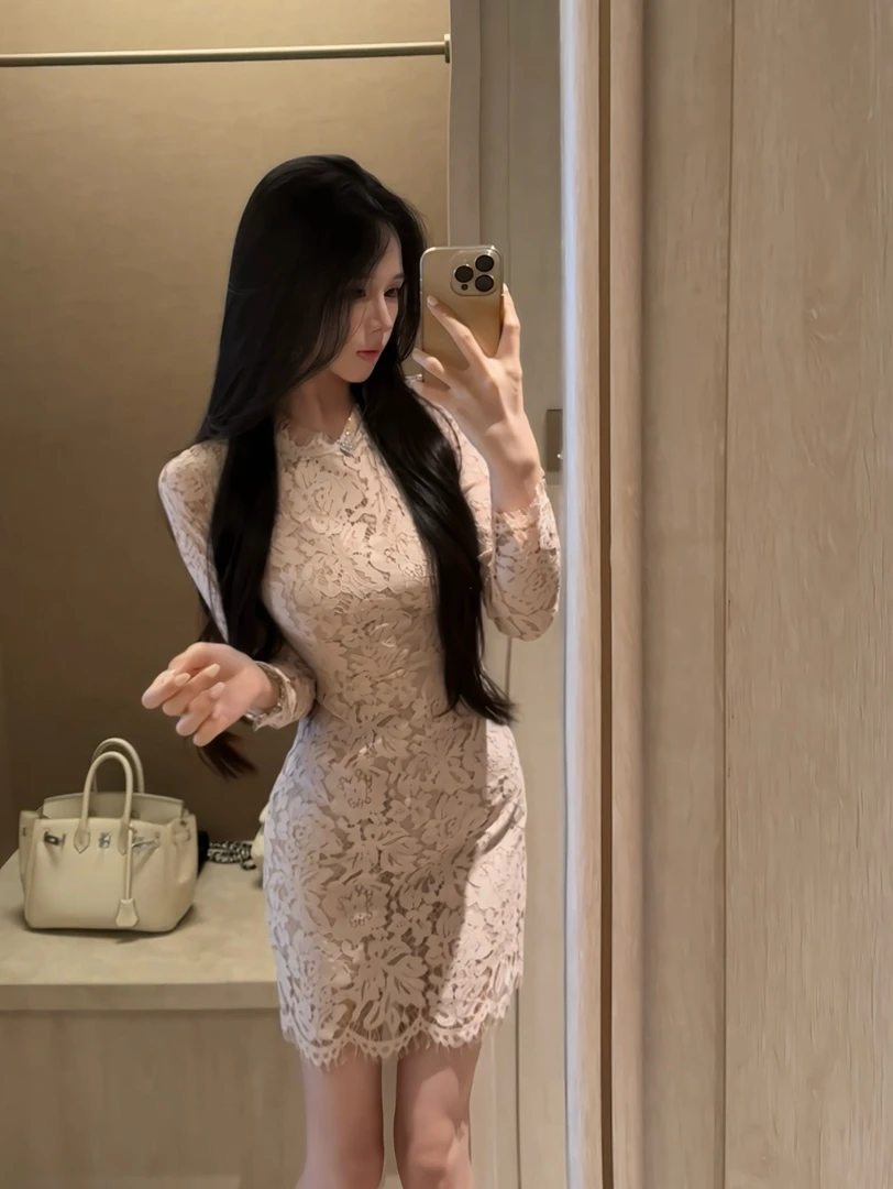 江南美人性感长袖蕾丝连衣裙女春秋新款修身显瘦气质包臀裙纯欲裙