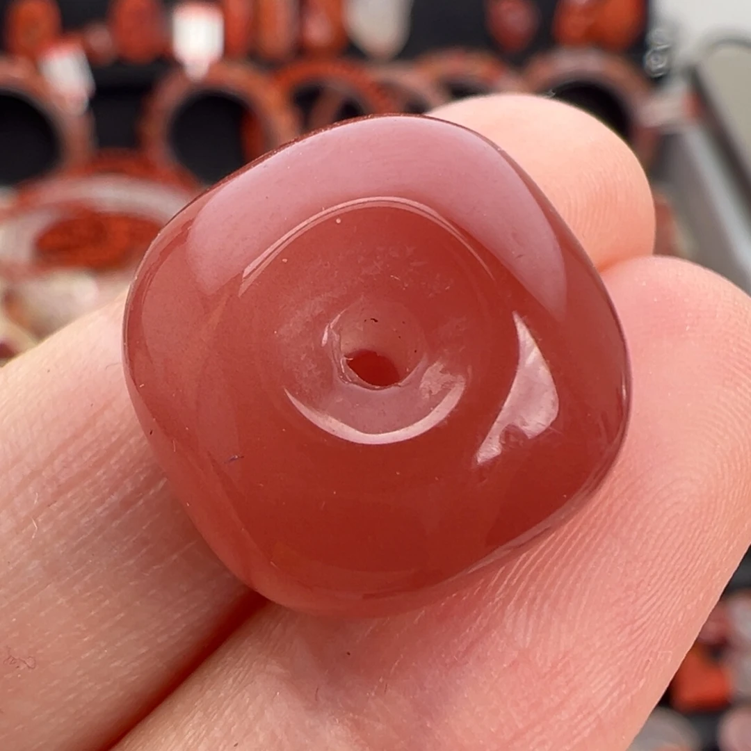 南红玛瑙未镶嵌颈饰方扣