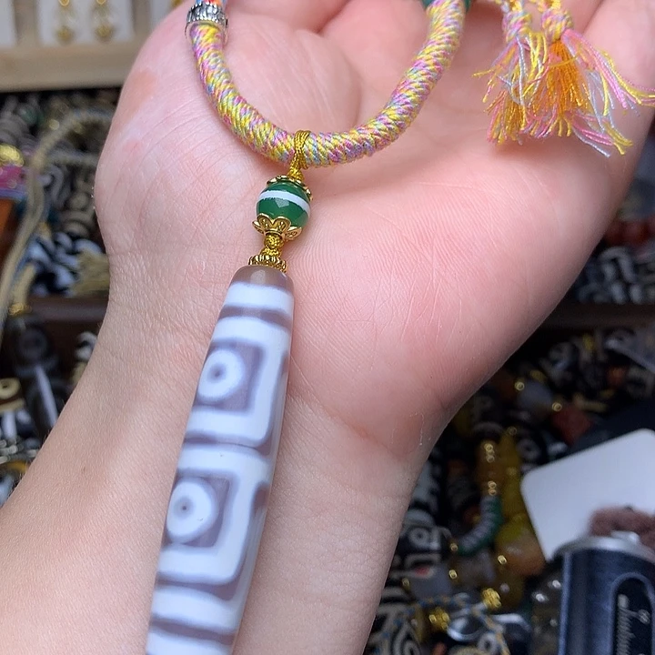 玛瑙/玉髓随机发1条未镶嵌