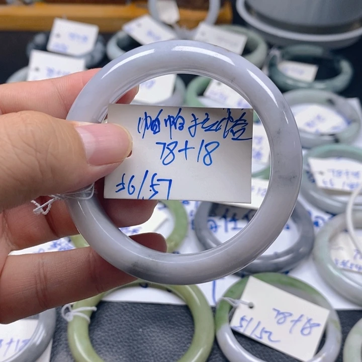 未镶嵌手镯翡翠帕**恰