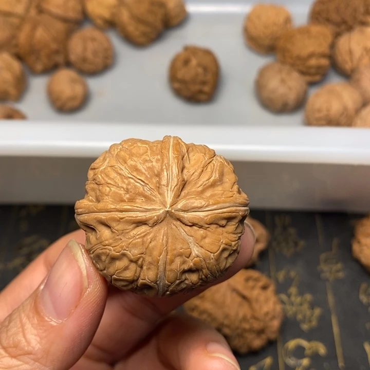 ****人文玩核桃吊坠文玩核桃异形单只
