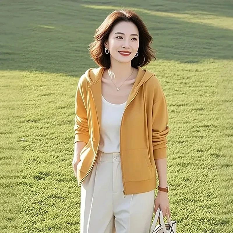 2025夏季新款小众黄色连帽短款卫衣外套女高级感时尚百搭个性上衣