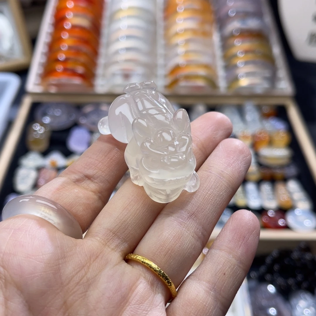 玛瑙/玉髓未镶嵌颈饰