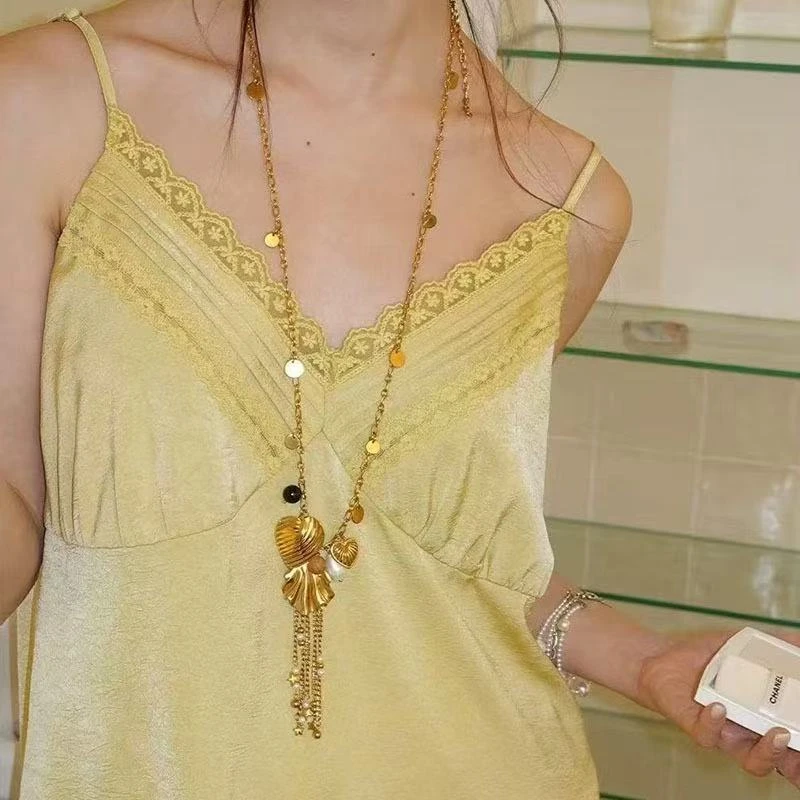 合金项链 古风爱心流苏项链女复古做旧锁骨链小众设计百搭毛衣链