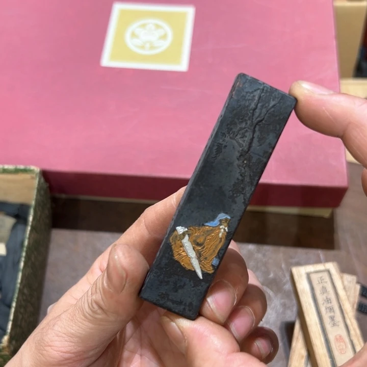 瓷器周边默认瑕疵1