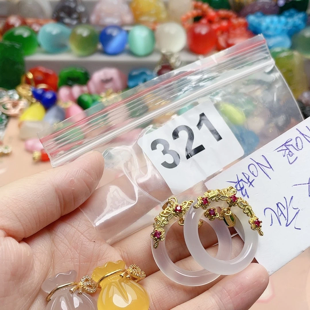 合金颈饰玛瑙/玉髓田***达