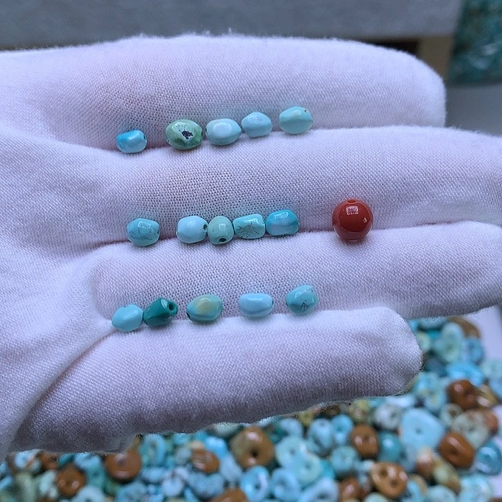 南红玛瑙未镶嵌珠宝奇石
