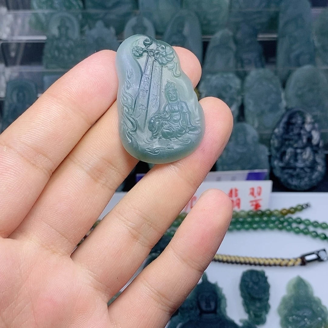 定制翡翠未镶嵌观音