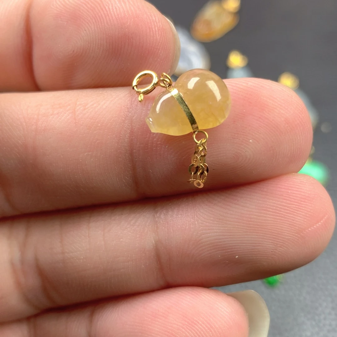 【闪购商品】颈饰18K金镶嵌翡翠翡翠
