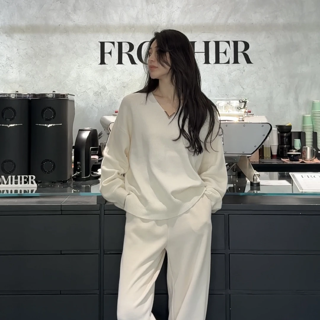 王嬛嬛MsLime’VV安‘时尚休闲100澳洲美丽诺羊毛针织衫 HC2D2866