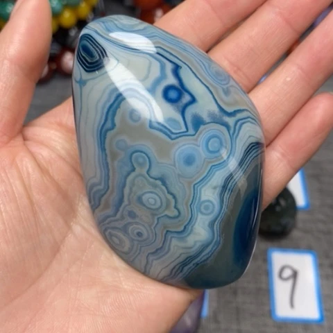 玛瑙/玉髓珠宝奇石未镶嵌荷**色