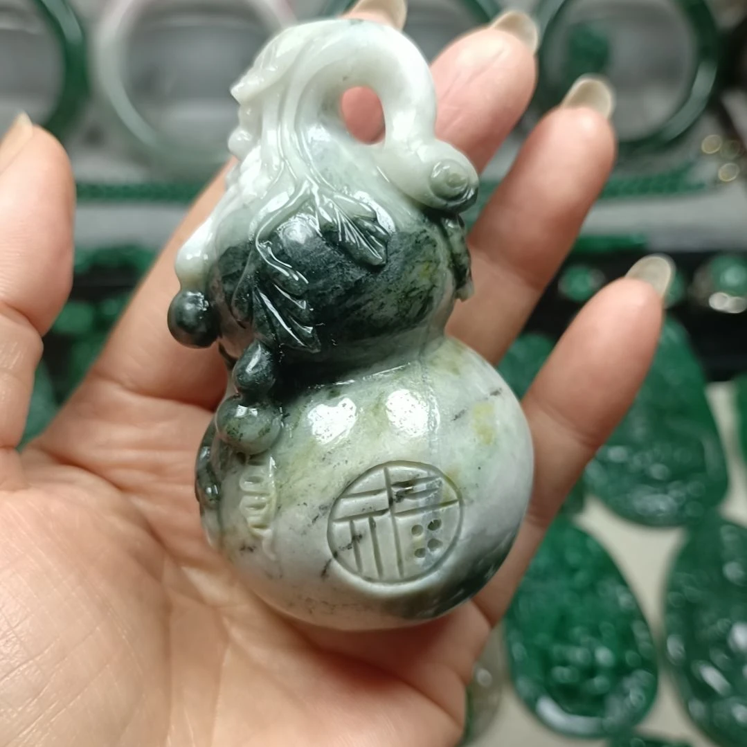独山玉把玩未镶嵌