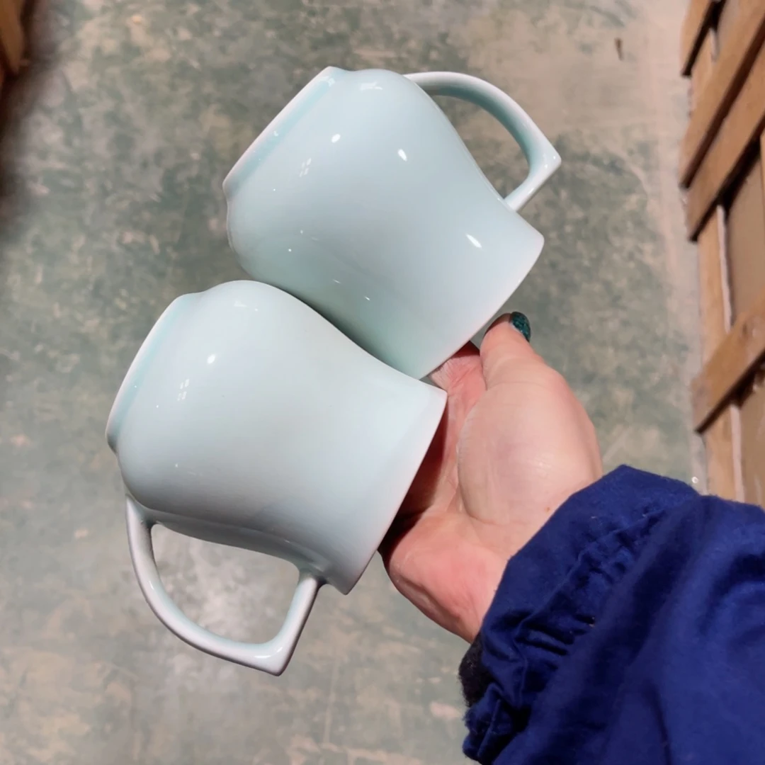 瓷片额哈哈哈哈哈哈哈