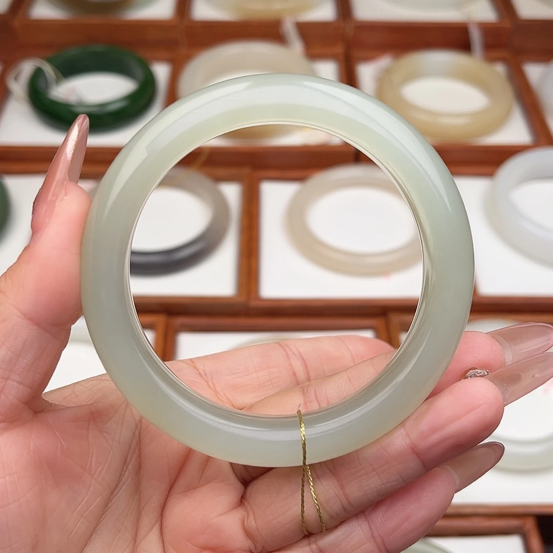 和田玉未镶嵌手镯58.7