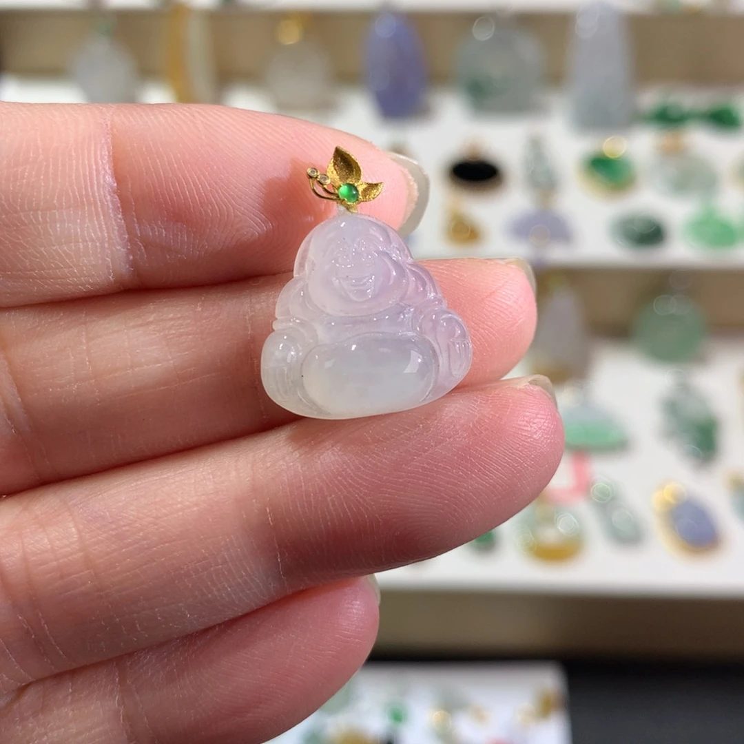 翡翠挂件18K金镶嵌翡翠吊坠的未镶嵌