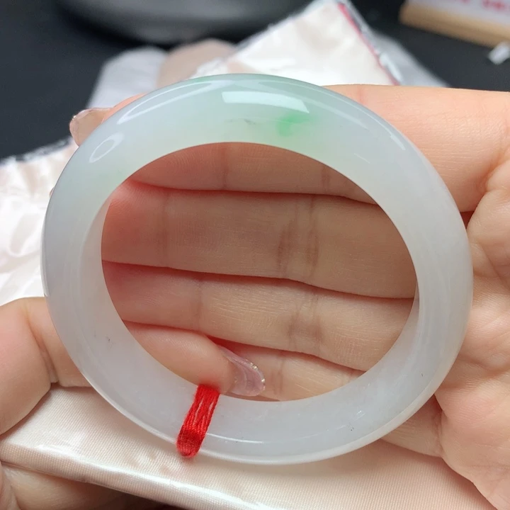 翡翠手镯未镶嵌56565757