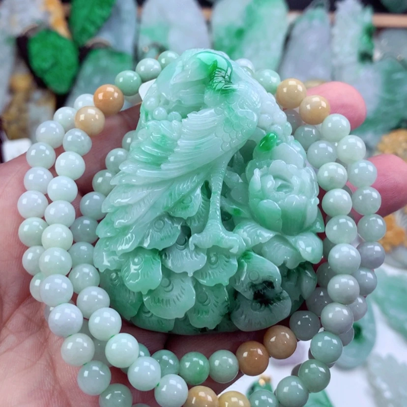 【闪购商品】翡翠未镶嵌吊坠(不含链)