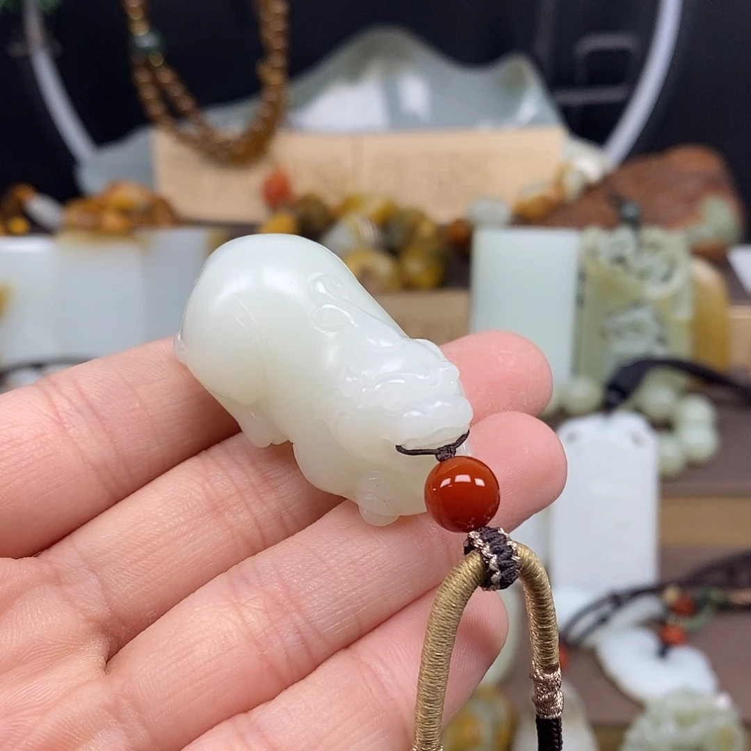 和田玉颈饰未镶嵌32