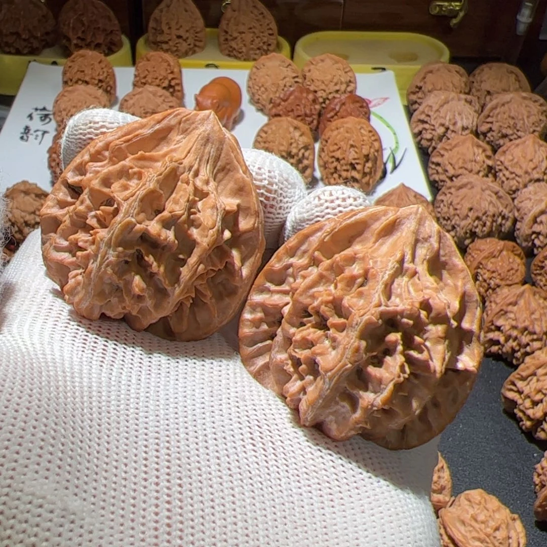 文玩核桃把件于*强官帽