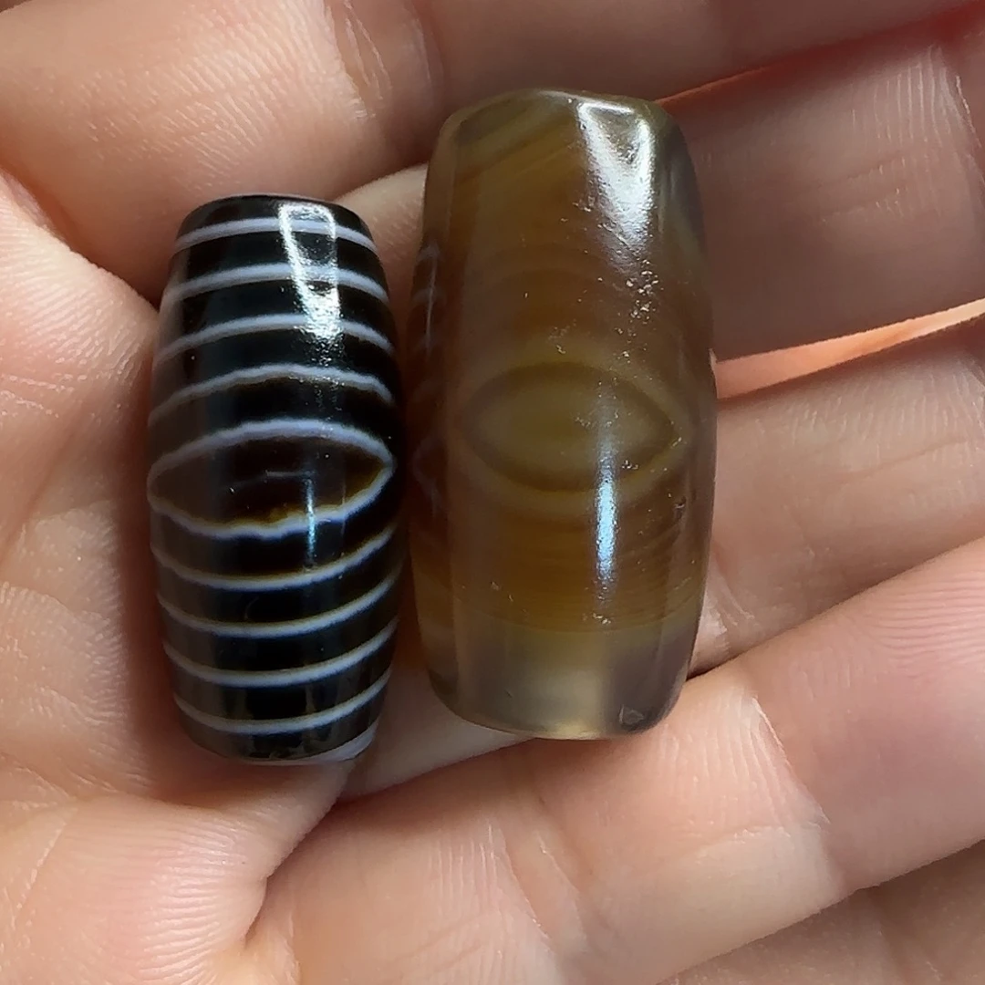 朝***海未镶嵌颈饰玛瑙/玉髓