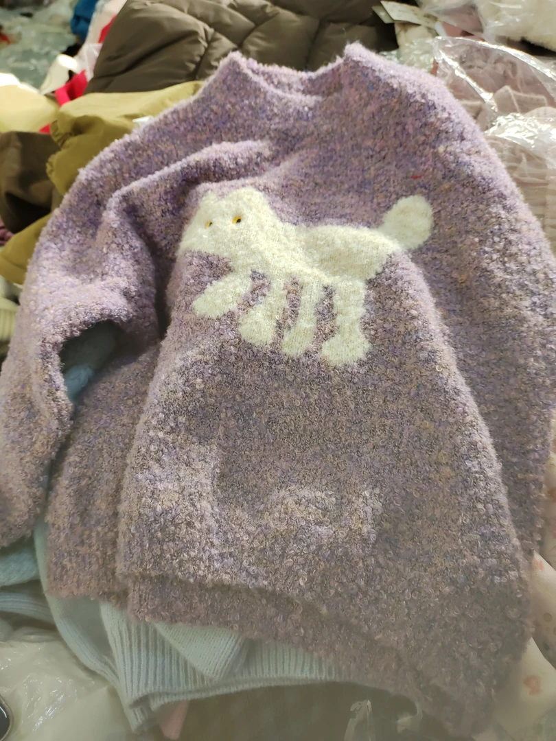 女童紫色猫咪套头毛衣