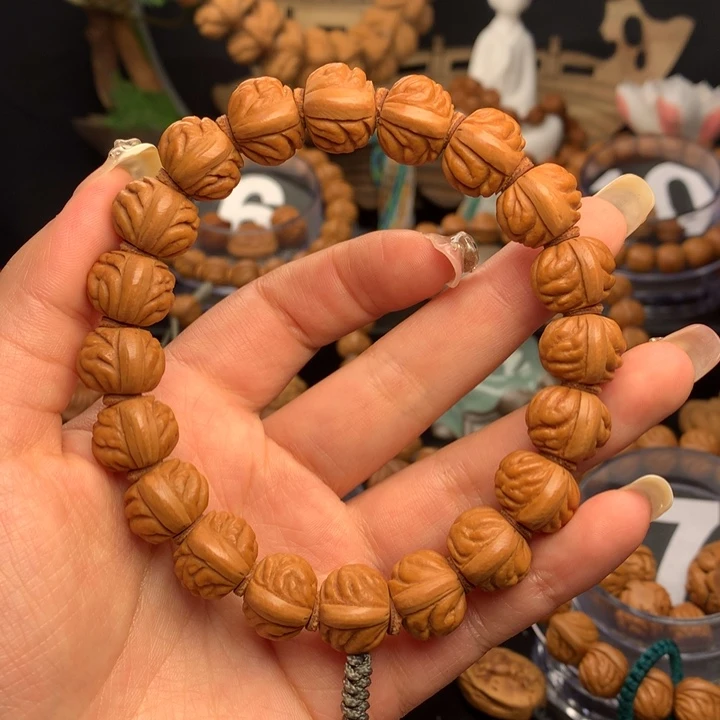 桃核吊坠野生金蝉14+尺寸