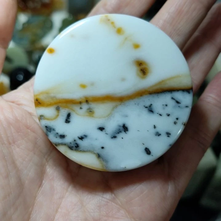 岫玉未镶嵌手把件款式