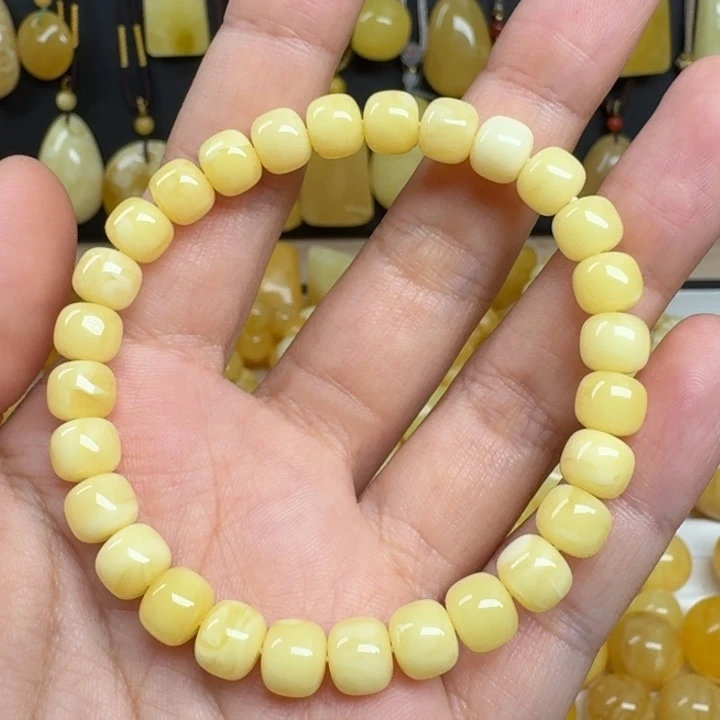 蜜蜡未镶嵌珠宝奇石