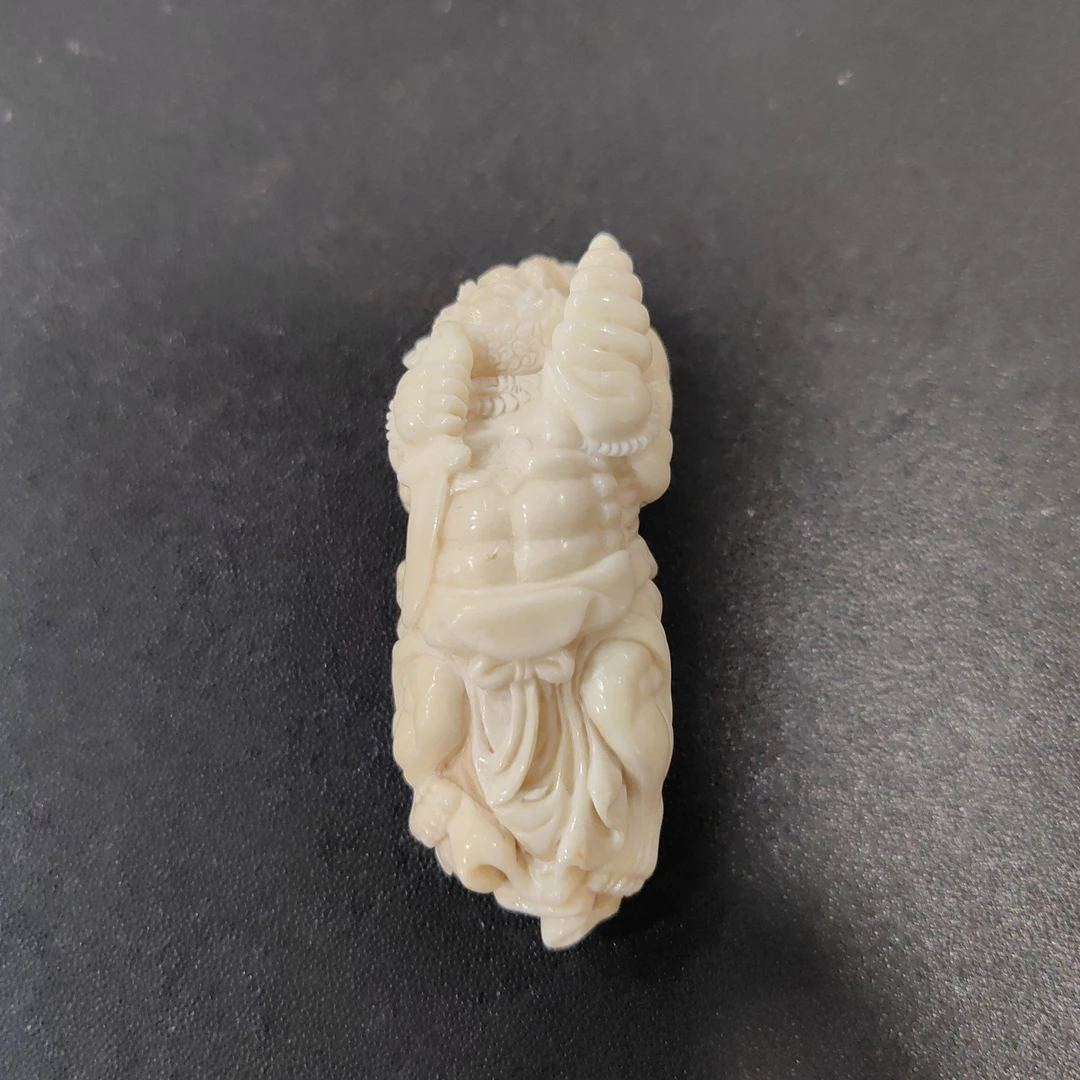 猛犸猛犸虬雕刻把件HM589