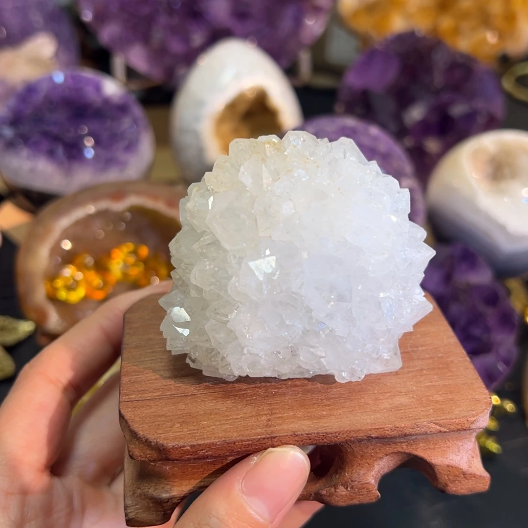 未镶嵌水晶珠宝半成品23