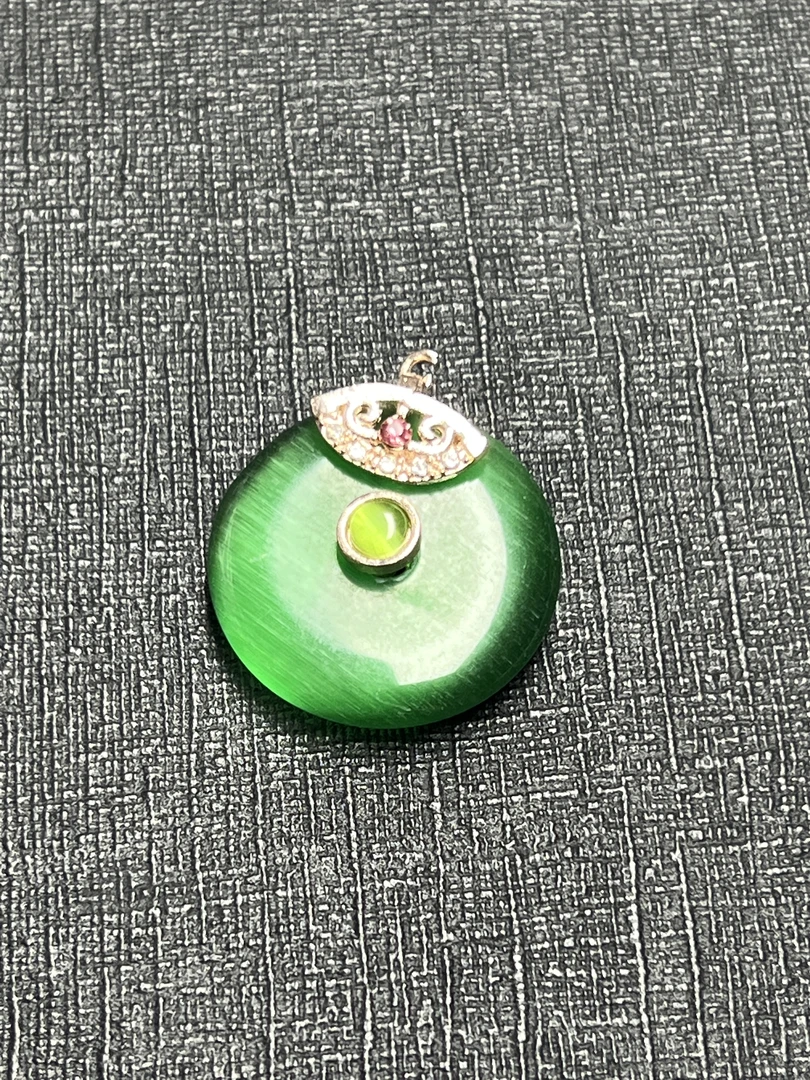 256      精美吊坠